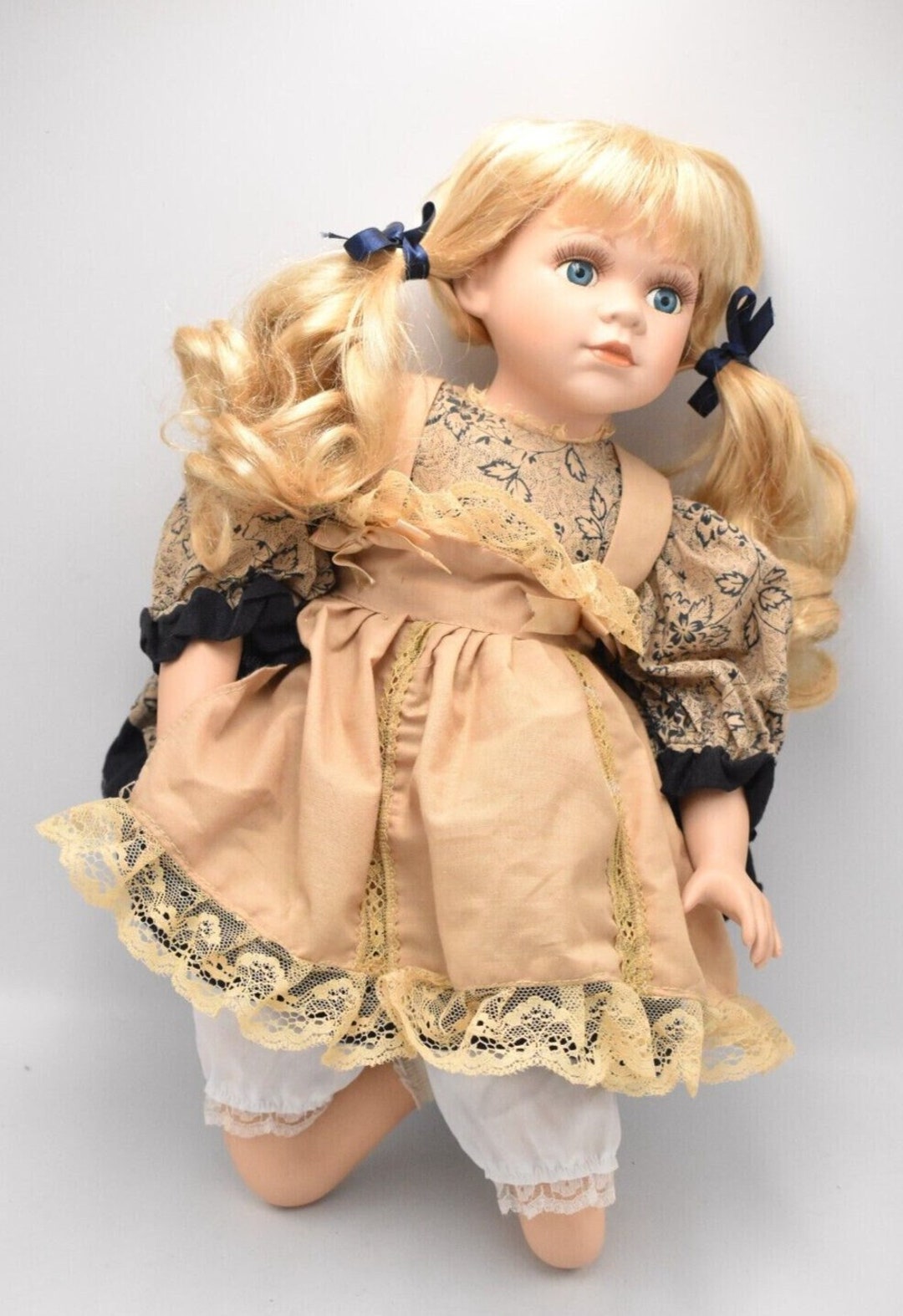 Vintage Porcelain Doll Blonde Hair and Blue Eyes Kneeling Doll Etsy