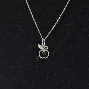 bijoux pendentif vintage N244 pomme