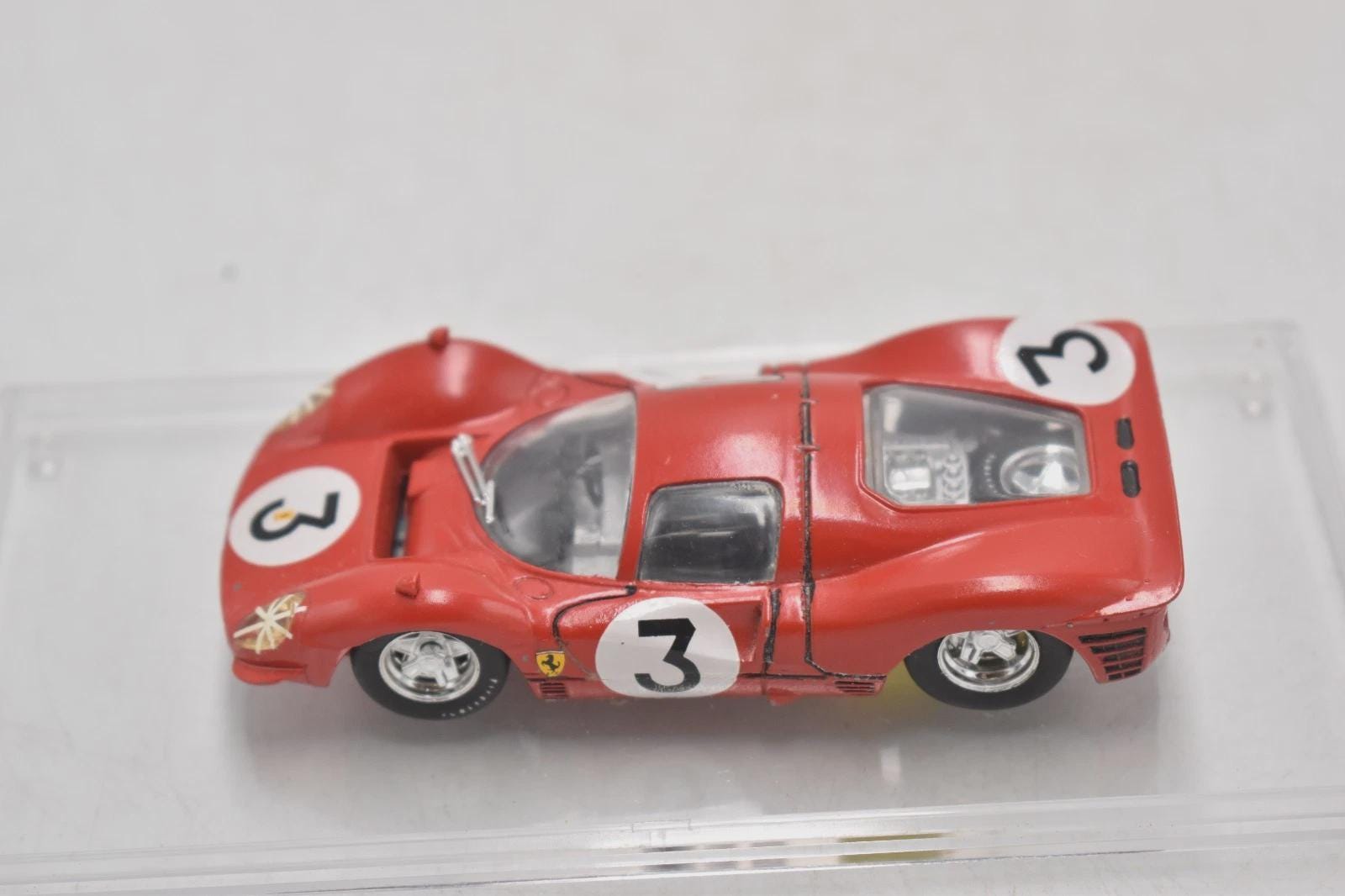 LOT DE 8 voitures miniatures Ferrari 1/43 GT Supercar diecast