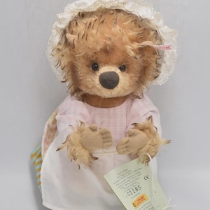 Steiff Beatrix Potter Mrs Tiggy-Winkle 661822 Limited Edition