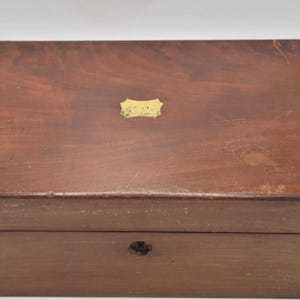 Ecriture inclinée en acajou antique convertie en boîte de rangement - Organiseur de bureau vintage