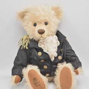 Robin Rive Bear - Etsy