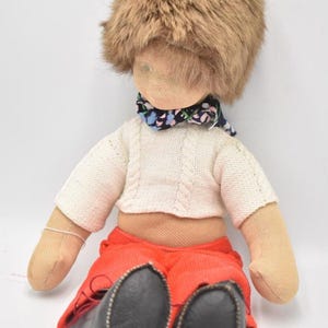 Bambola di pezza in feltro vintage con vestiti - 42 cm