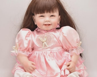 リボーンドール – 48cm リアルなビニール＆布ボディ – リアルな子供