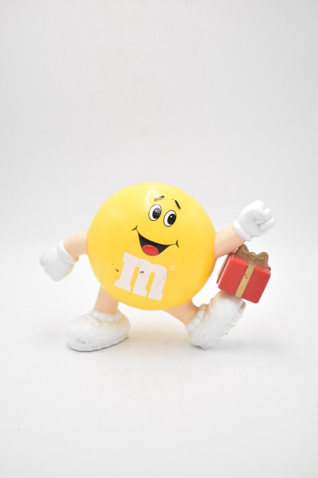 M&m's Yellow Character With Present Candy Sweet Dispenser -  Israel