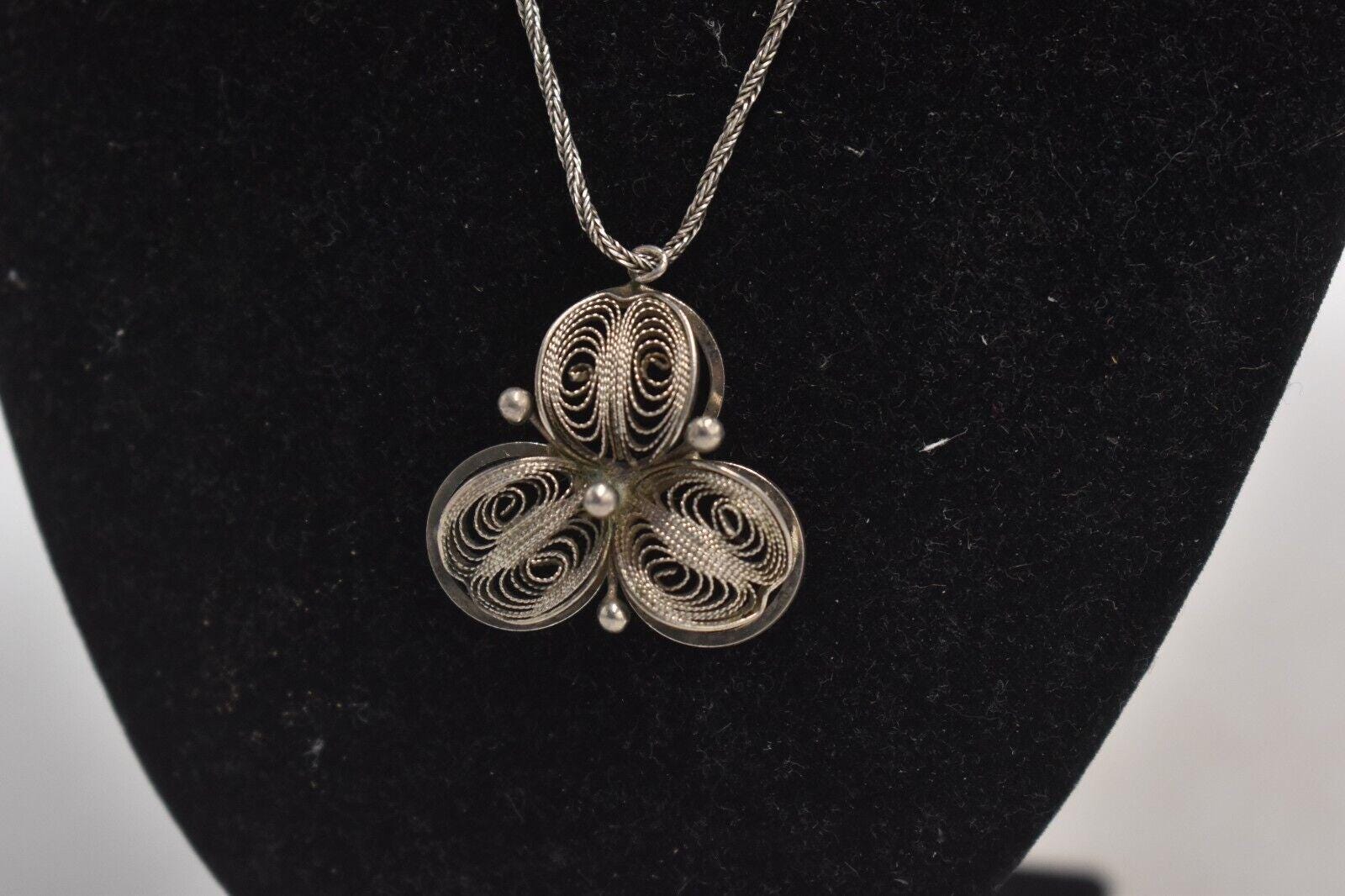 Collier En Argent 900 Filigrané « Fleur De Bananier » - Années 80, Jamais Porté - Longueur 44 Cm