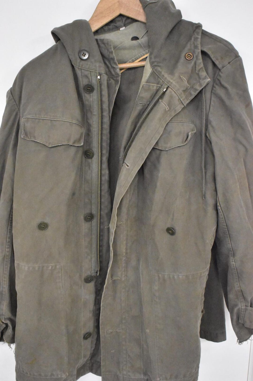 Vintage German Army Green Parka Jacket – Olive Winter Coat