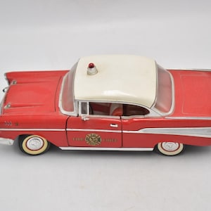 Road Tough 1957 Chevy Bel Air Red Fire Chief 1/18 Scale Diecast Model Car