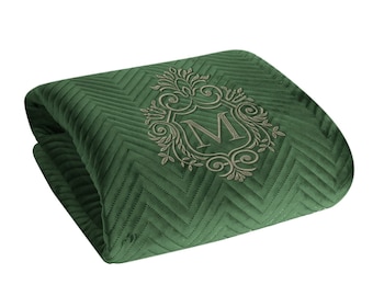 DECORATORE HOME & STYLE | Gesteppte Velours-Tagesdecke | Personalisierter bestickter Bettüberwurf | Dunkelgrüne Tanne | Verschiedene Größen