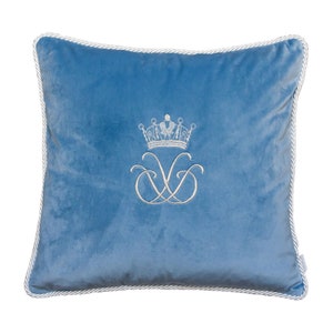 Embroidered Decorative Pillowcase Monarchy Velvet Premium - Decorative Pillows for Couch - Velvet Christmas Pillow Cover