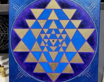 Sri Yantra with amethyst