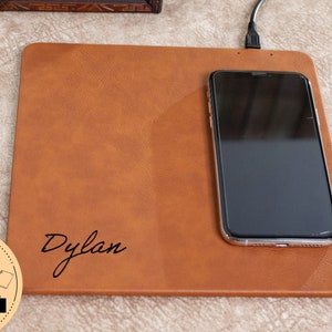 Custom Leather Charging Mat ,Personalized Phone Charger ,Coworker Gift, Gift For Dad, Boss Gift, Gift for Him & Her, Office Gifts