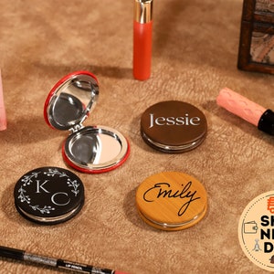 Personalized Make up Mirror Gift For Her Engraved Leather Compact Mirror Gift for Christmas Mother&#39;s Day Gift For Wife Monogrammed Gifts