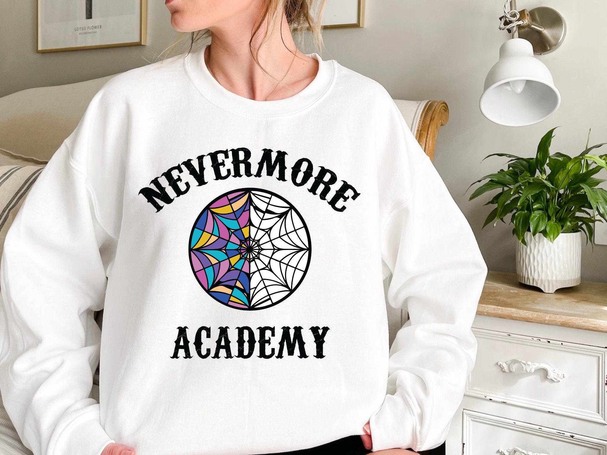 Wednesday Series Nevermore Frame Langarmshirt | Offizieller Addams Family Merchandise