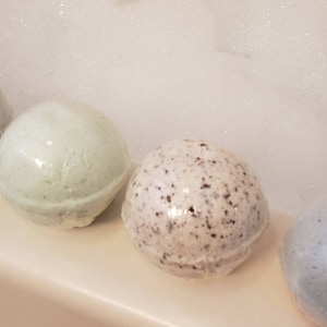 Aromatherapy Bubble Bath Bombs | Bubbling Bath Bomb Gift For Her | Gift For Mom | Spa Gift For Her