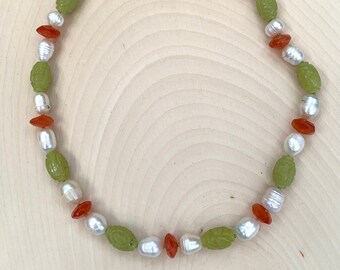 Jade Carnelian Large Pearl Necklace