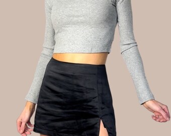 Cozy Long Sleeve Mock Neck Top, Gray Mock Neck, Ribbed Textured Top, Long sleeve ribbed outfit tops, Turtle Neck