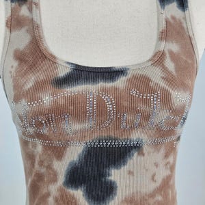 Von Dutch Vintage Brown Tie Dye Crop Ribbed Tank Top Women M Rhinestone Y2K FLAW Bild 2