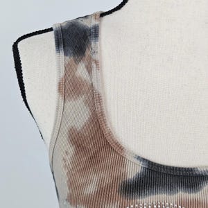 Von Dutch Vintage Brown Tie Dye Crop Ribbed Tank Top Women M Rhinestone Y2K FLAW Bild 8