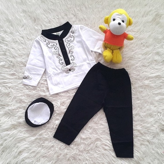 Baby boy embroidered Muslim set | Infant Eid prayer pants outfit | Cute toddler Islamic gift.