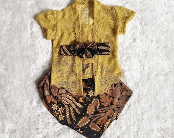 LACE KUTUBARU 0- 2.5years baby Kebaya, Baby kebaya sets LONG batik  skirts, baby Kebaya sets batik skirts