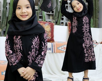 PINK MANAL Black baby girl abaya set pashmina, Saudi baby girl abaya sets, Umrah baby girl abaya set