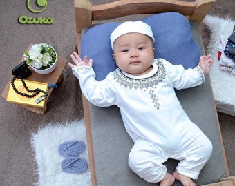 Baby boy Muslim jumper set | Newborn Islamic white romper outfit | Cute Eid hat gift.