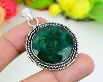 Astonishing Emerald Pendant Gemstone Handmade Pendant 925 Sterling Silver Beautiful Pendant Emerald Pendant For Women