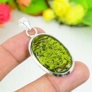 Moldavite Pendant Gemstone Handmade 925 Sterling Silver Pendant Jewelry Beautiful Pendant  Moldavite Jewelry For Wedding Gift For Her