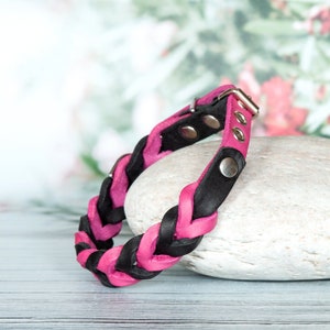 Elegant braided leather collar in pink and black. Designer leather collar. Genuine leather dog collar. Luxury for dog girls.