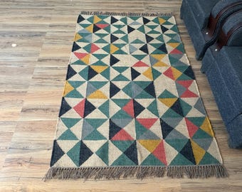 Handmade Wool and Jute Kilim Dhurrie Rug Traditional Indian Design