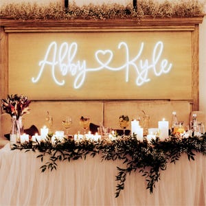 Placa de neon personalizada para casamento: nome personalizado, decoração rústica