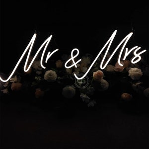 Mr & Mrs Neon Sign Custom Wedding Decor, Neon Sign Wedding Wall Decor, Neon Light Wedding Gifts, Neon Wedding Sign Personalized Gifts image 2