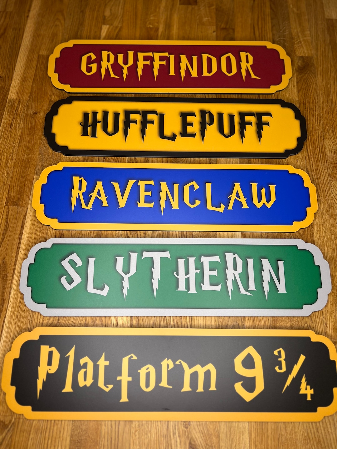 Harry Potter House Signs Bundle (x5): Platform 9 3/4, Gryffindor ...
