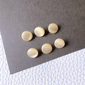 6 Small Off-White Buttons | 9-10mm |