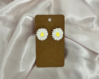 Daisy Flower Studs Clay Earrings Hypoallergenic