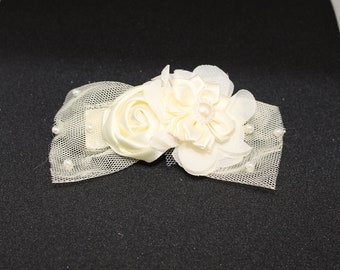 Pince barrette cheveux fleur perles rose blanc cassé baptême mariage fête