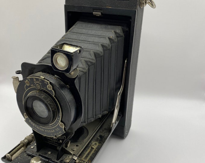 Antique Kodak No 1A Pocket Camera