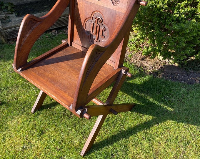 Antique Early 20th Century Oak Ecclesiastical Glastonbury Chair