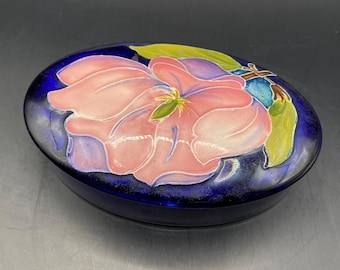Moorcroft oval lidded trinket box