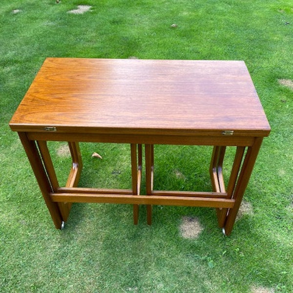 Mid Century, A.H Mcintosh vintage Metamorphic Table