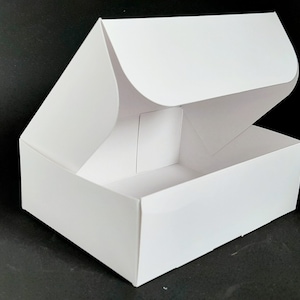 Gift Box Template SVG, Box DXF, Packaging Box SVG, Box Vector, For Cutting Machine, Instant Download Now,Favor Box