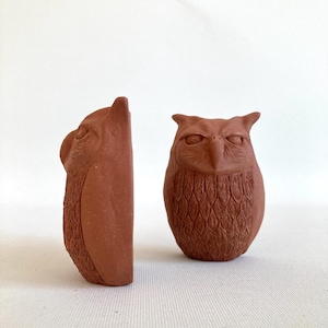 Handmade Red Clay Owl Sculpture: Rustic Wall Decor
