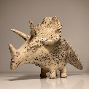 Handmade Ceramic Triceratops Sculpture: Black Chamotte Clay Dinosaur
