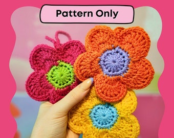 PATTERN ONLY, Crochet Flower Pouch Pattern, Mini Flower Coin Purse, Mini Retro Y2K Floral Bag, Crochet Patterns