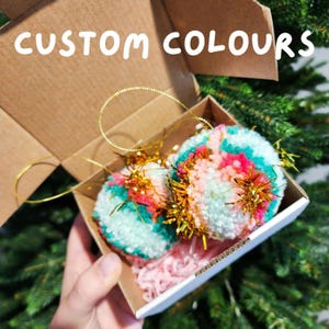 Custom Pom Pom Baubles, Set of 2, 4 or 6, Retro Christmas Tree Decorations/Ornaments, Funky Retro Pom Pom Decor, Handmade Pom Pom Baubles