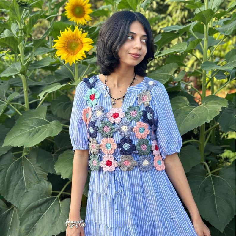 POL Tie Front Floral Pattern Crochet Vest with Scalloped Edge