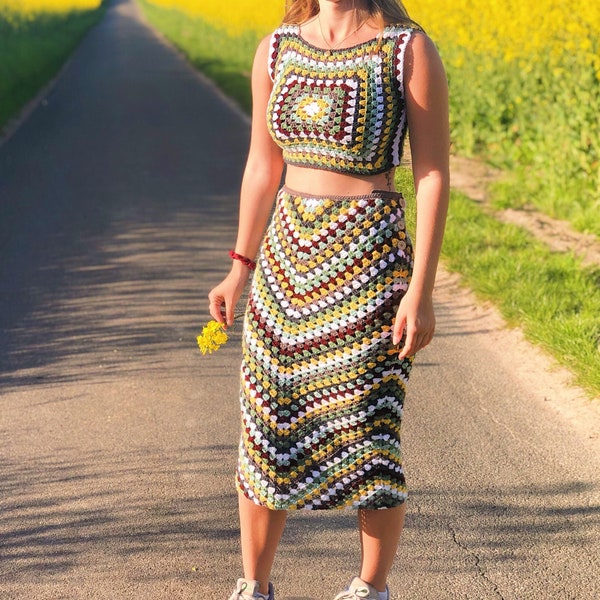 Easy Crochet Granny Square Skirt Pattern - Versatile Maxi Skirt Design - Top-Down Construction - Colorfull Boho Summer Tutorial - All Sizes