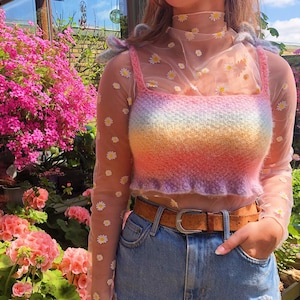 Knitted top pattern, easy beginner friendly knit top pattern, cute knit top pattern (The Phlox top)