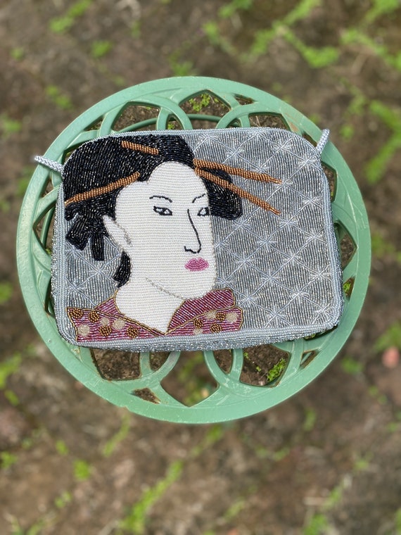 Vintage Korean Geisha beaded purse - image 1